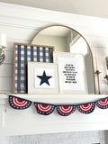 Patriotic Mantle